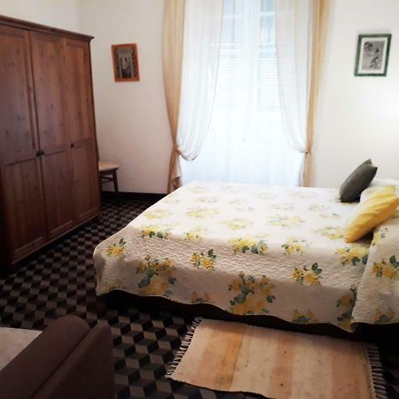 לינה וארוחת בוקר Voltaggio La Casa Di Nonna Fo מראה חיצוני תמונה